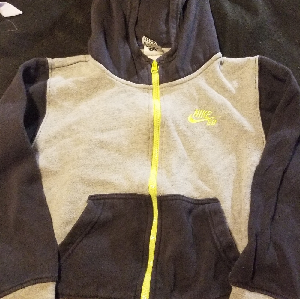 Boys Nike Jackets size small